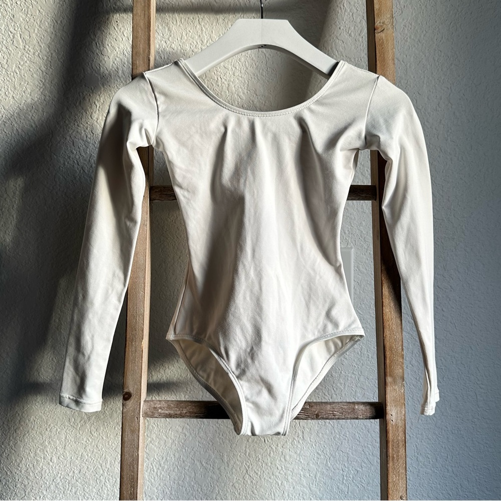 Elowel White Long Sleeve Leotard girls sz: 6-8